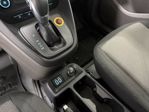Used 2020 Ford Transit Connect XL FWD image 11