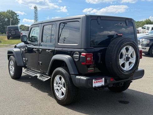Used 2021 Jeep Wrangler Unlimited Sport AWD/4WD image 7