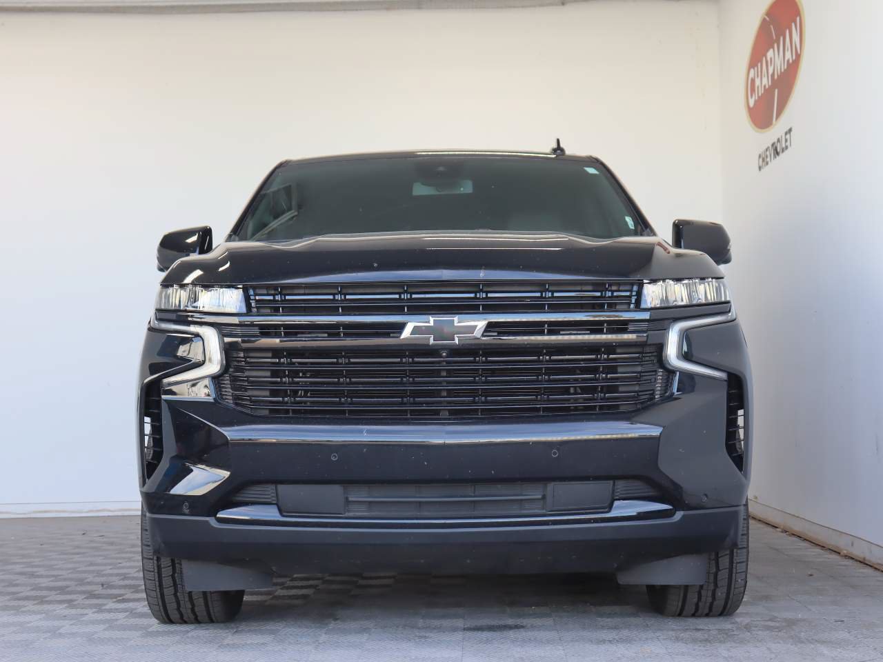 Certified 2023 Chevrolet Suburban RST w/ Luxury Package AWD/4WD image 2