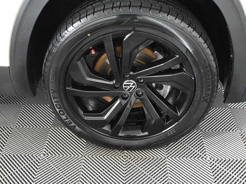 Used 2023 Volkswagen Atlas SE FWD image 29