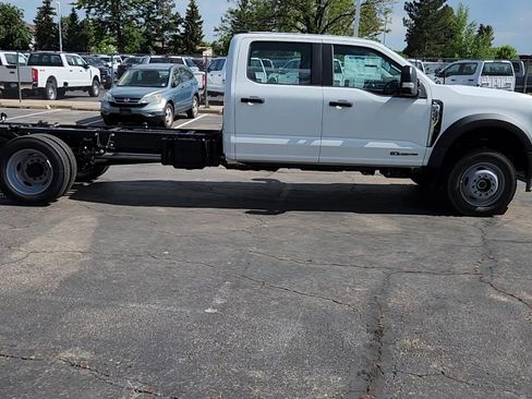 New 2025 Ford F550 4x4 Crew Cab image 13