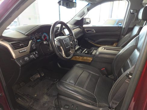 Used 2017 GMC Yukon Denali w/ Open Road Package AWD/4WD image 14
