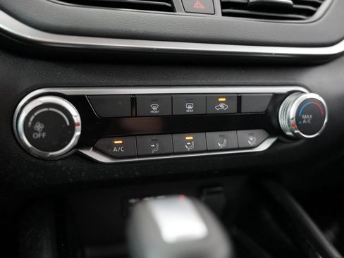 Used 2021 Nissan Altima 2.5 SV FWD image 23