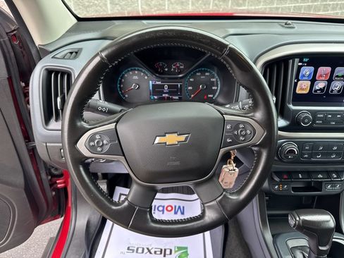 Used 2018 Chevrolet Colorado Z71 AWD/4WD image 17