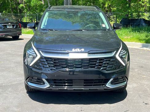 Certified 2025 Kia Sportage SX FWD image 2