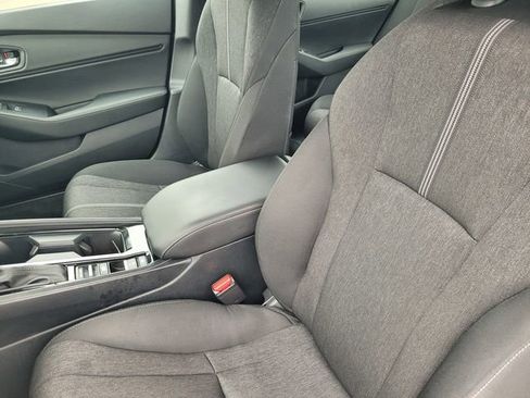 Used 2025 Honda Accord Sport image 13