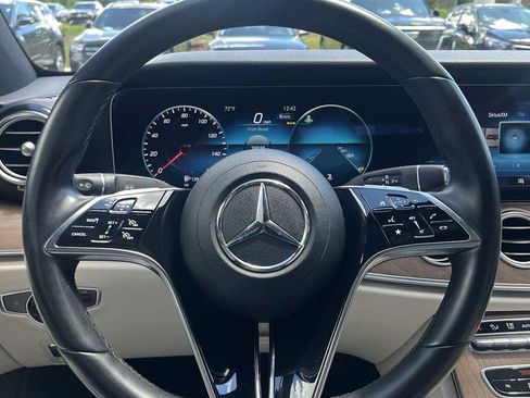 Certified 2023 Mercedes-Benz E 350 4MATIC Sedan image 38