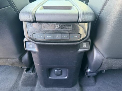 Used 2024 Toyota Grand Highlander FWD image 13