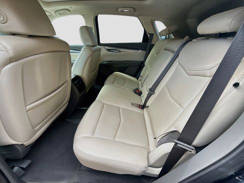 Used 2019 Cadillac XT5 Luxury FWD image 23