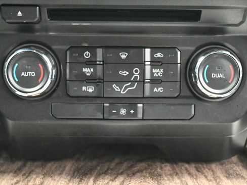 Used 2018 Ford F350 Lariat w/ Chrome Package AWD/4WD image 18