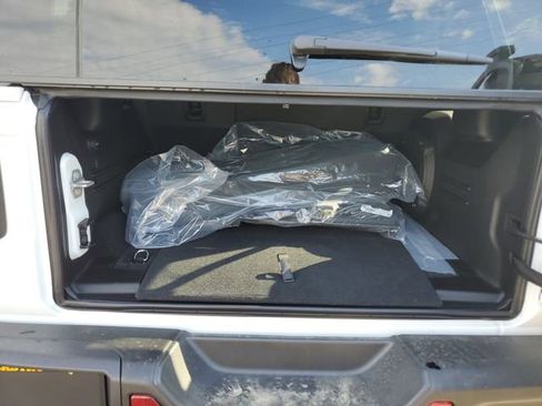 New 2026 Jeep Wrangler Unlimited Rubicon image 6