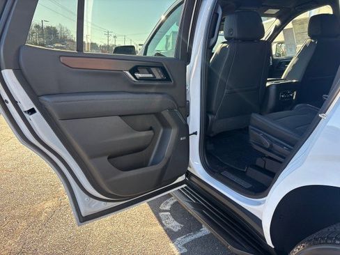 New 2026 GMC Yukon Denali w/ LPO, Floor Liner Package image 31