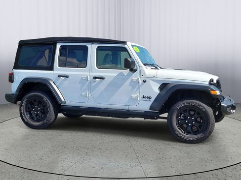 Used 2021 Jeep Wrangler Unlimited Sport AWD/4WD image 2