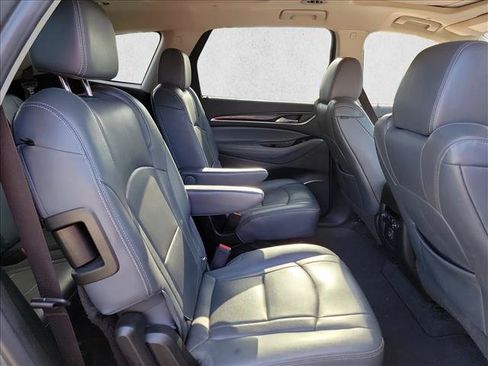 Used 2019 Buick Enclave Essence w/ LPO, Sport Appearance Package FWD image 13