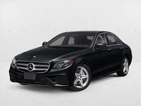 Used 2018 Mercedes-Benz E 300 image 1