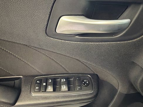 Used 2021 Dodge Charger R/T w/ Blacktop Package image 17