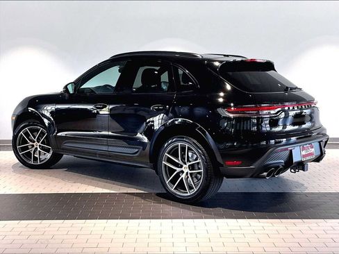 New 2026 Porsche Macan AWD/4WD image 3