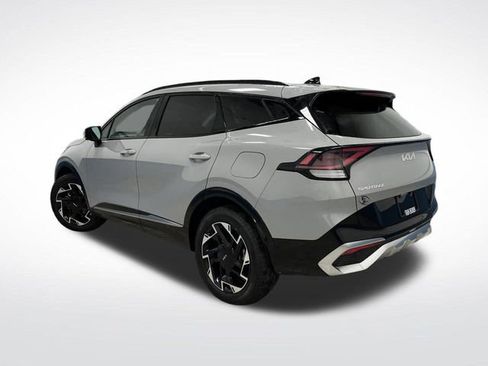 Used 2025 Kia Sportage SX image 3