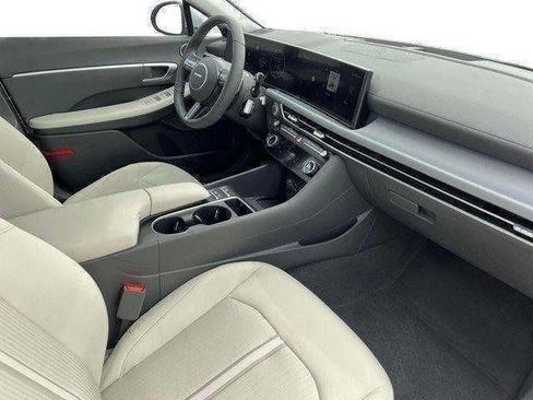 New 2025 Hyundai Sonata SEL image 15
