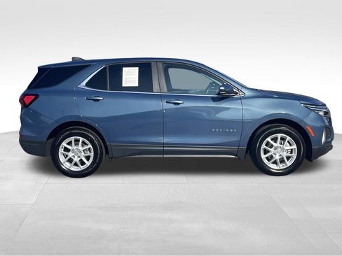 Certified 2024 Chevrolet Equinox LT image 2