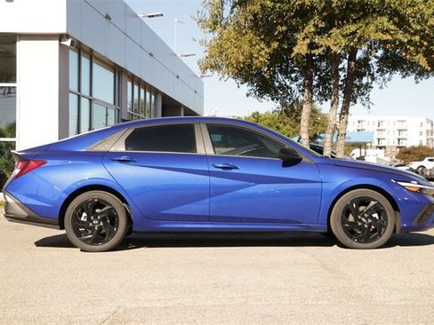 New 2026 Hyundai Elantra Sport image 4