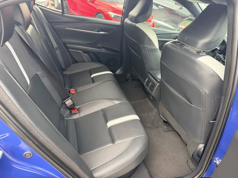 Used 2025 Toyota Camry SE FWD image 15