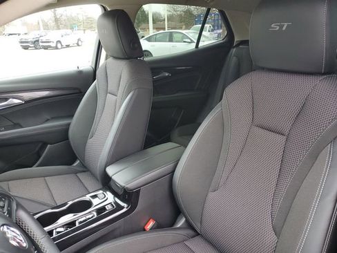 Used 2023 Buick Envision Preferred w/ Sport Touring Package AWD/4WD image 5