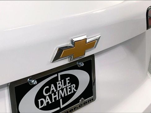 Used 2026 Chevrolet Equinox LT AWD/4WD image 29