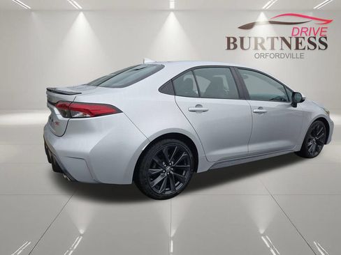 Used 2024 Toyota Corolla XSE FWD image 8