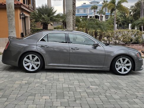 Used 2012 Chrysler 300 SRT8 w/ 19-Premium Speaker Group image 47