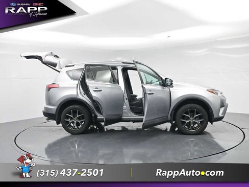 Used 2017 Toyota RAV4 SE AWD/4WD image 35