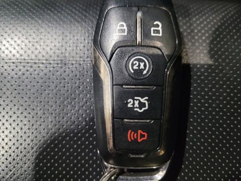 Used 2015 Lincoln MKZ AWD w/ Equipment Group 102A Reserve image 32