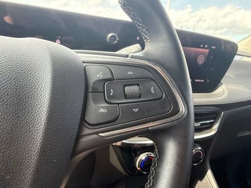 Used 2024 Buick Encore GX Sport Touring FWD image 34