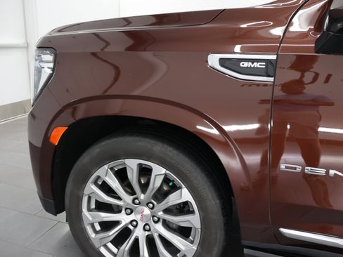 Used 2022 GMC Yukon XL Denali w/ Max Trailering Package AWD/4WD image 39