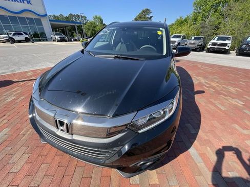 Used 2022 Honda HR-V EX image 7