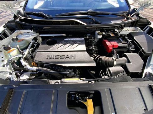Used 2023 Nissan Rogue SV image 20