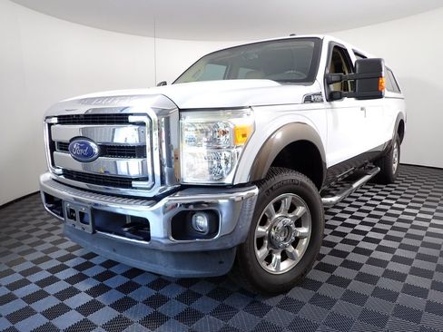 Used 2016 Ford F250 Lariat AWD/4WD image 2