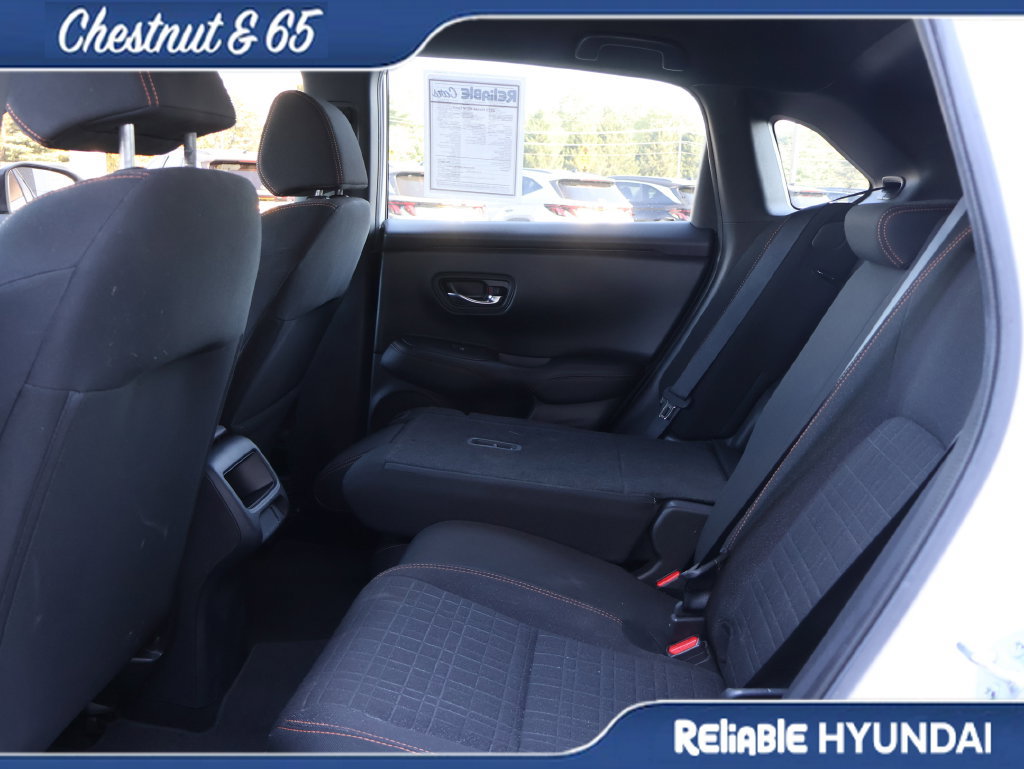 Used 2023 Honda HR-V Sport image 17