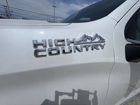 Used 2024 Chevrolet Silverado 1500 High Country AWD/4WD image 32