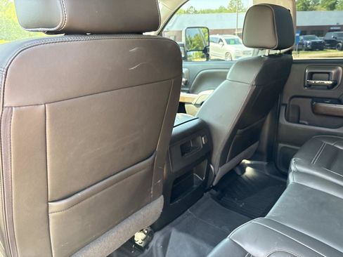 Used 2019 GMC Sierra 2500 Denali w/ Duramax Plus Package AWD/4WD image 28