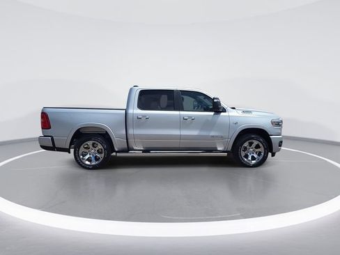 New 2026 RAM 1500 4x4 Crew Cab image 9