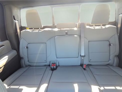 New 2026 GMC Sierra 2500 SLT w/ SLT Premium Package image 14