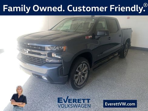 Used 2021 Chevrolet Silverado 1500 RST image 1