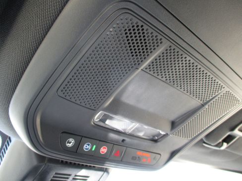 Used 2026 Chevrolet Equinox LT FWD image 30