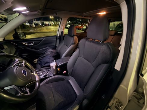 Used 2021 Subaru Forester Premium image 11