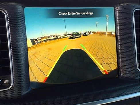 Used 2018 Dodge Charger GT image 10