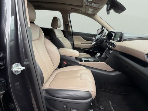 Used 2020 Hyundai Santa Fe SEL w/ Convenience + Premium Package FWD image 17