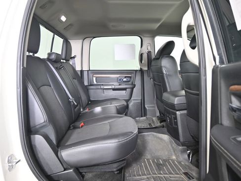 Used 2017 RAM 1500 Laramie AWD/4WD image 17