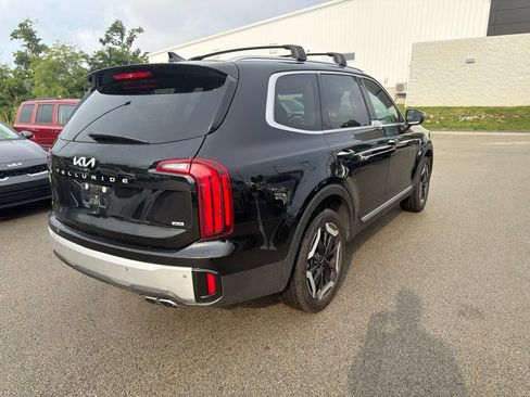 Certified 2024 Kia Telluride S w/ S Sunroof Package AWD/4WD image 7