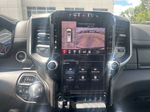 Used 2023 RAM 1500 Laramie AWD/4WD image 8